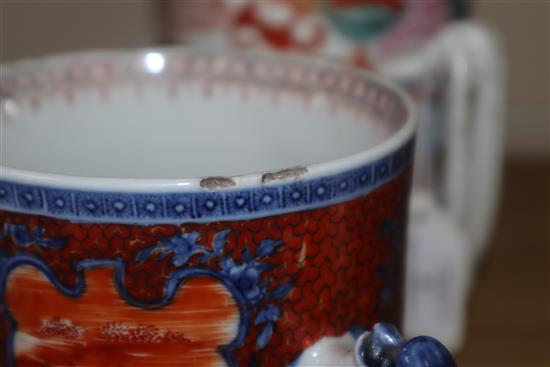 Two early 19th century Chinese export porcelain mugs, decorated with figures